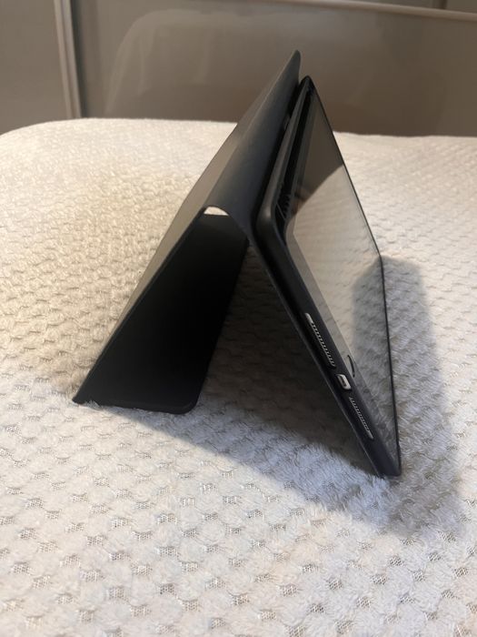 ipad 9 generacji 256gb + etui