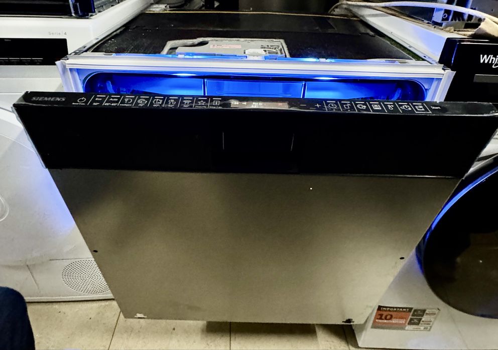 Máquina de Lavar Loiça Encastre SIEMENS SN87TX02CE (14 Conjuntos