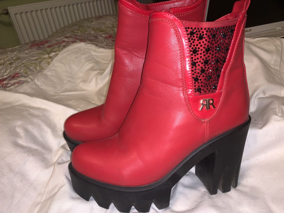 Женские осенние ботики