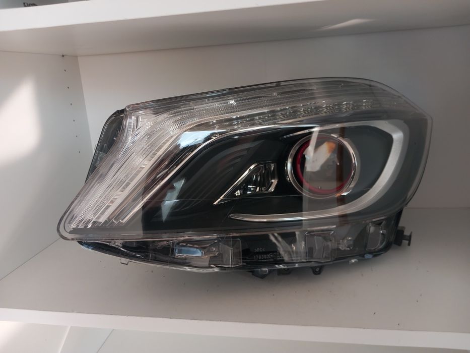 Farol Mercedes-Benz Classe A Bi-Xénon ILS direito/esquerdo