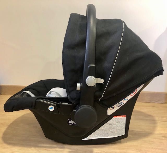 Trio Sprint Chicco - Carrinho / Alcofa / Ovo