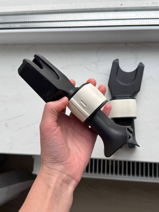 Адаптери bugaboo cameleon для всіх видів атокрісел