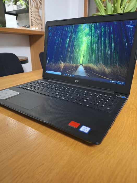 Laptop Dell Vostro 15  STAN IDEALNY