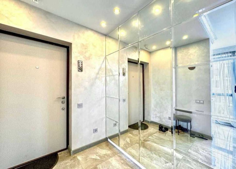 2х ком. стильная, уютная квартира в ЖК Граф на Азарова у самого моря.