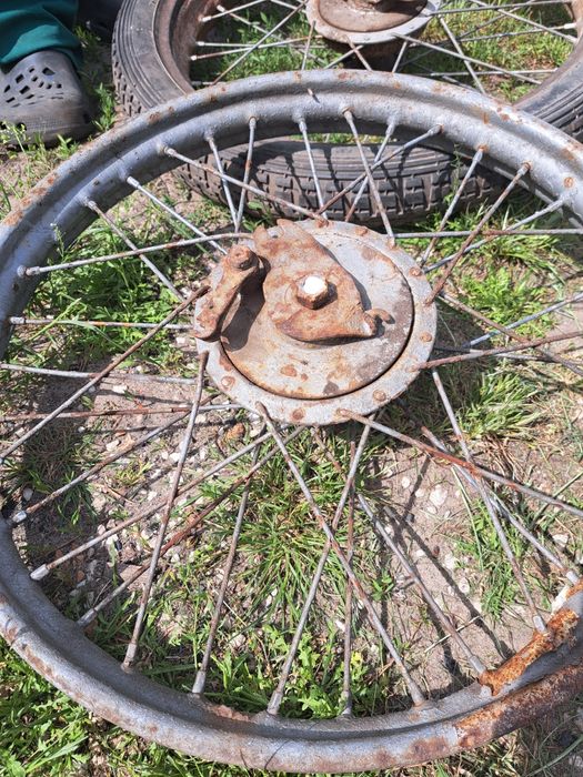 2 koła WFM, do regeneracji