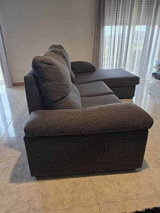 Sofá cinzento  usado