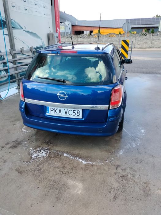 Sprzedam Opel Astra 1,7 CDTI