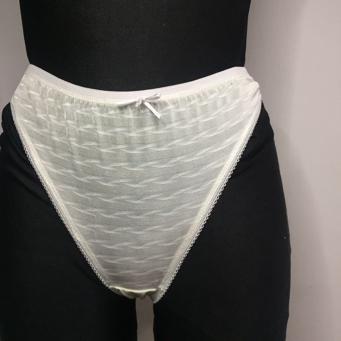 Bielizna damska-stringi