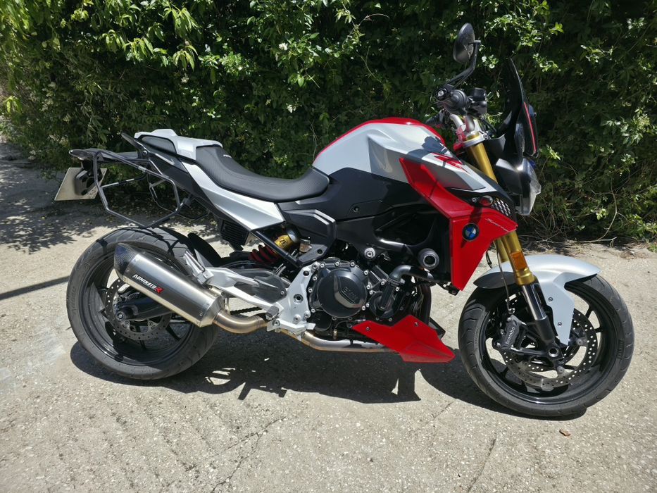Mota BMW F900R de 2020
