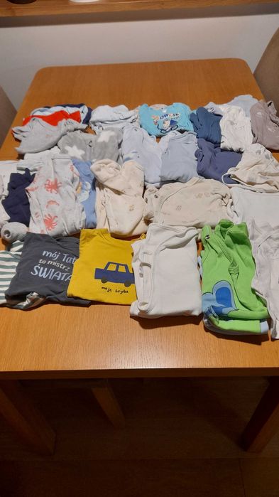 Oddam za darmo ubranka dla niemowlaka chłopak rozmiar 56, 62