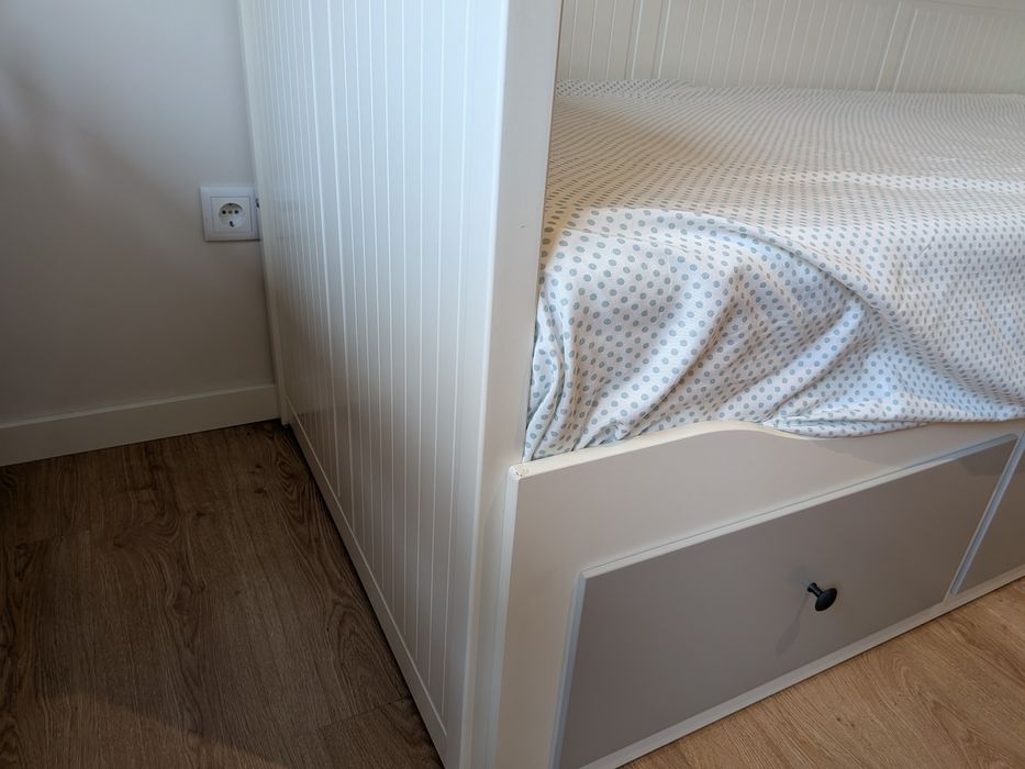 Cama Hemmes + 2 colchões