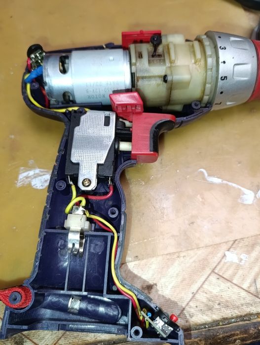 Шуруповерт SPARKY BR 12E