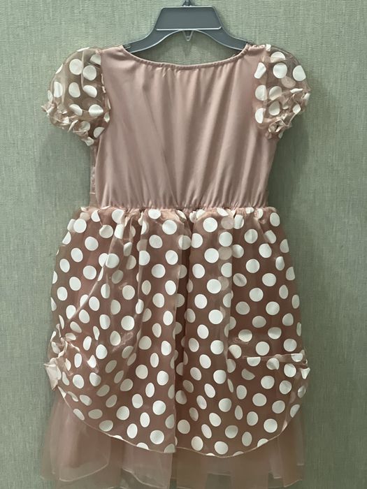 Святкова сукня для дівчинки