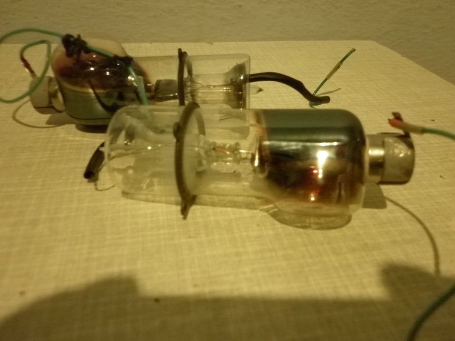 Лампочки для авто, техники, приборов, гирлянд