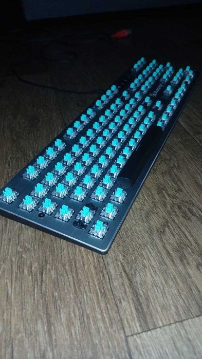 Клавіатура Bloody B760