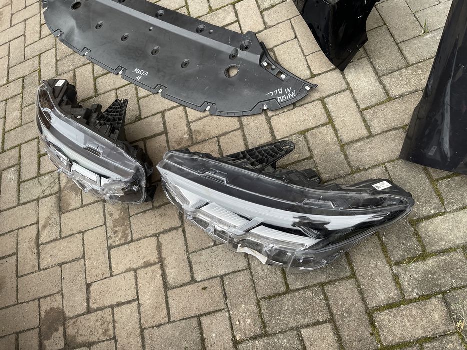 Ford Mustang Mach E бампер