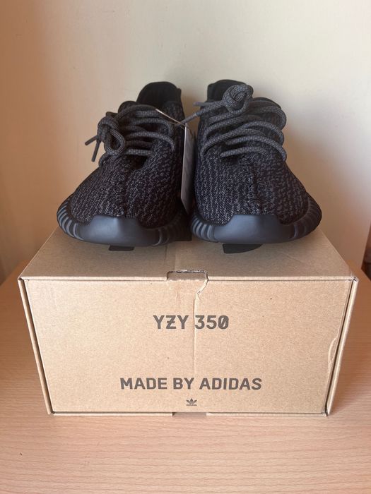 Yeezy Boost 350 'Pirate Black'