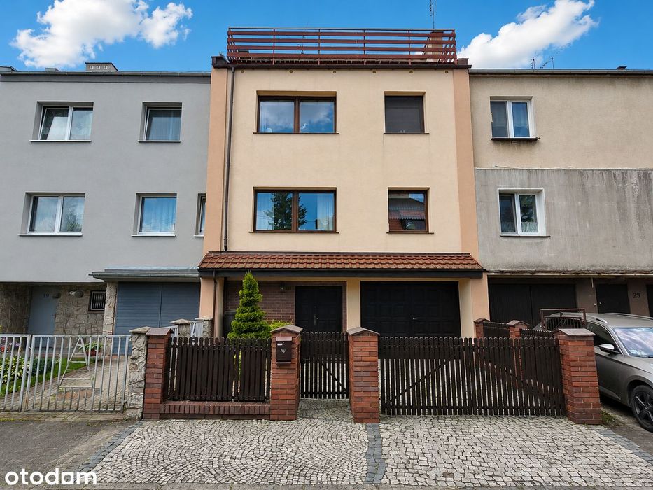 Dom w zielonej części Poznania - Dębiec | 2 tarasy | Garaż | Ogród