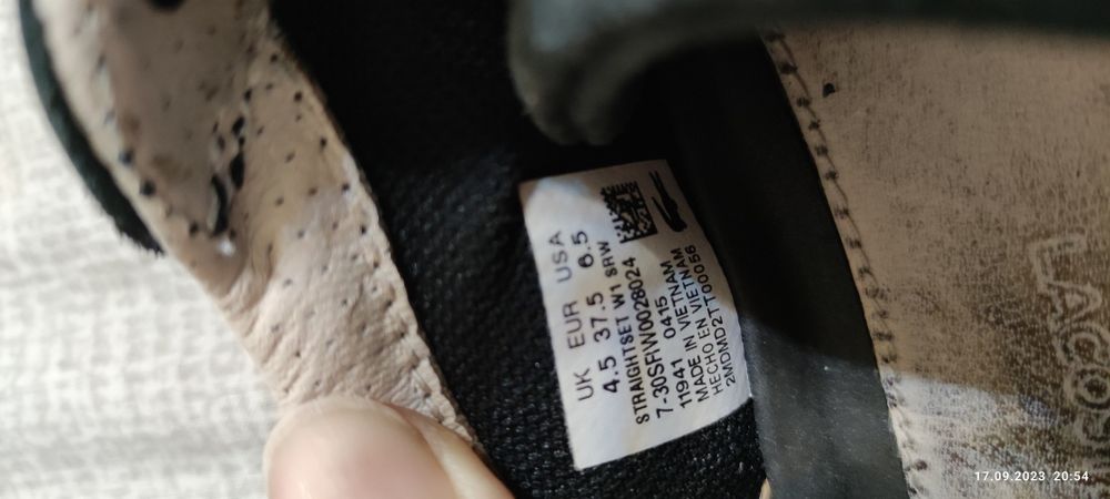 Шкіряні Lacoste 37,5