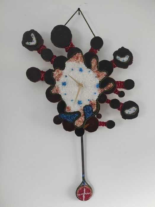 Unikatowy zegar ścienny handmade – drewno i kamień | rustykalny / boho