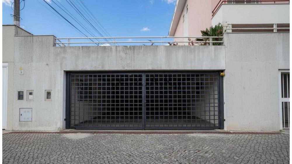 Garagem Ampla em Coimbra