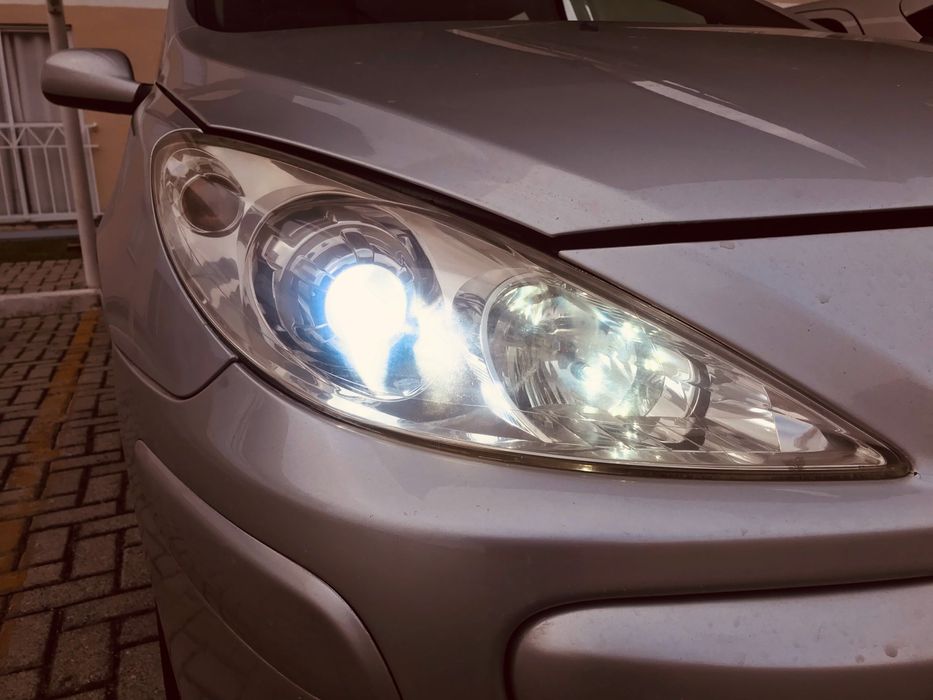 h1 h4 h7 h11 h9 h8  hb3/4 h15 d3s LED лед лампи