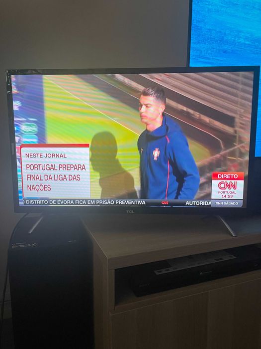 TV TCL HD 32DD420 81cm