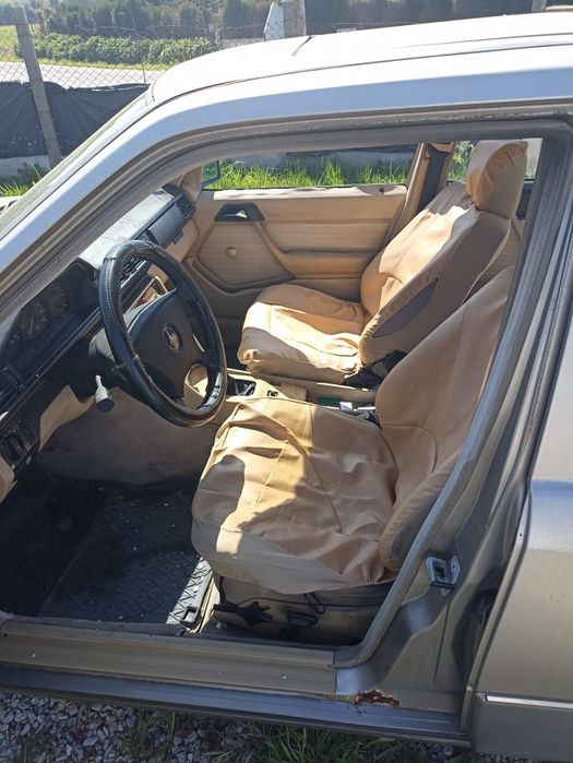 Mercedes W124 250 D