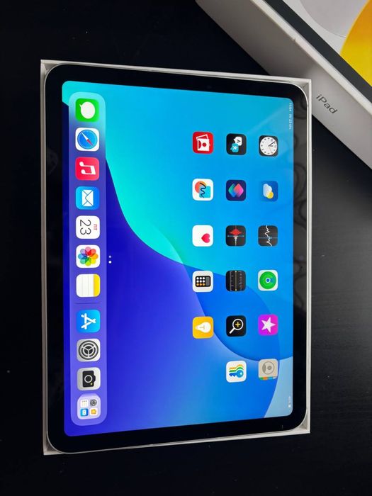 Планшет Apple iPad 11'' (A16) WiFi 128GB (MD3Y4) Silver