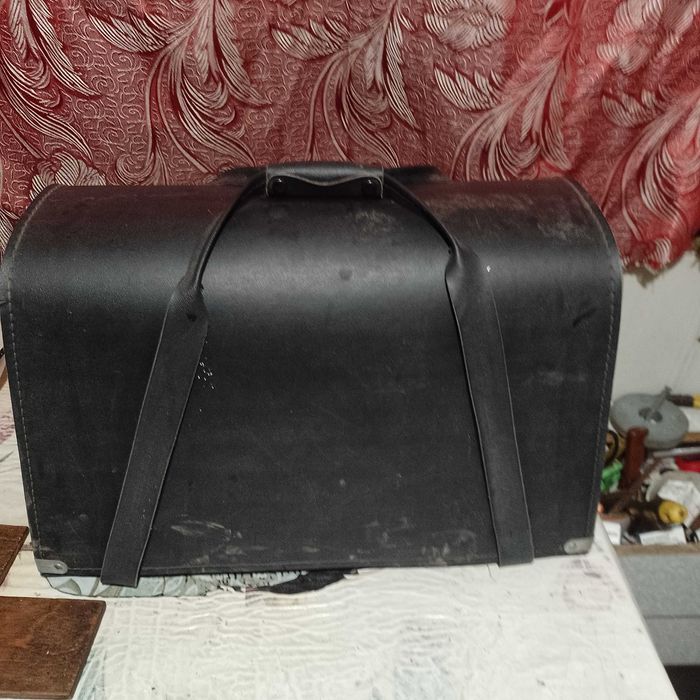 Швейная машинка Чайка 132м