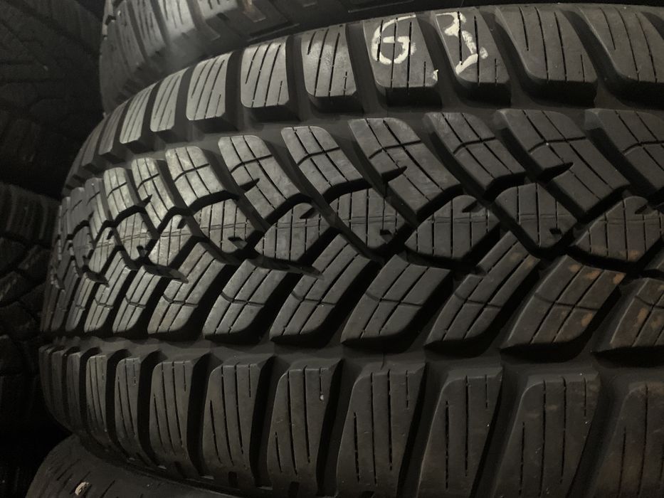 Шини б/у зима 205/60-16 Fulda kristall control HP 2