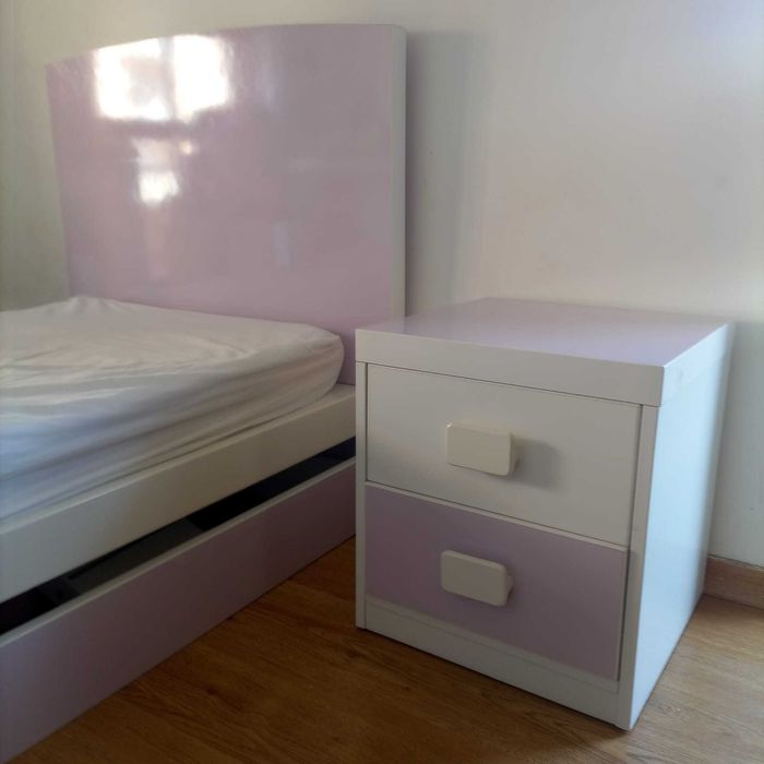 Cama solteiro Rosa- Ideal para quarto infantil