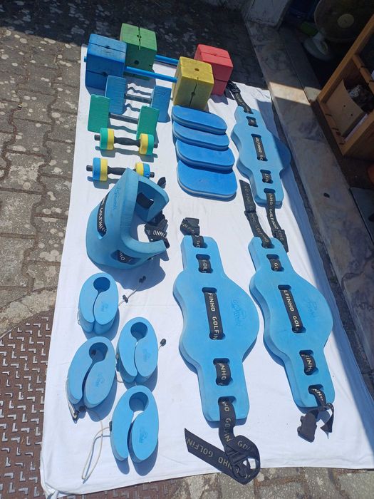 Acessórios Golfinho Sports para piscina 18 unidades