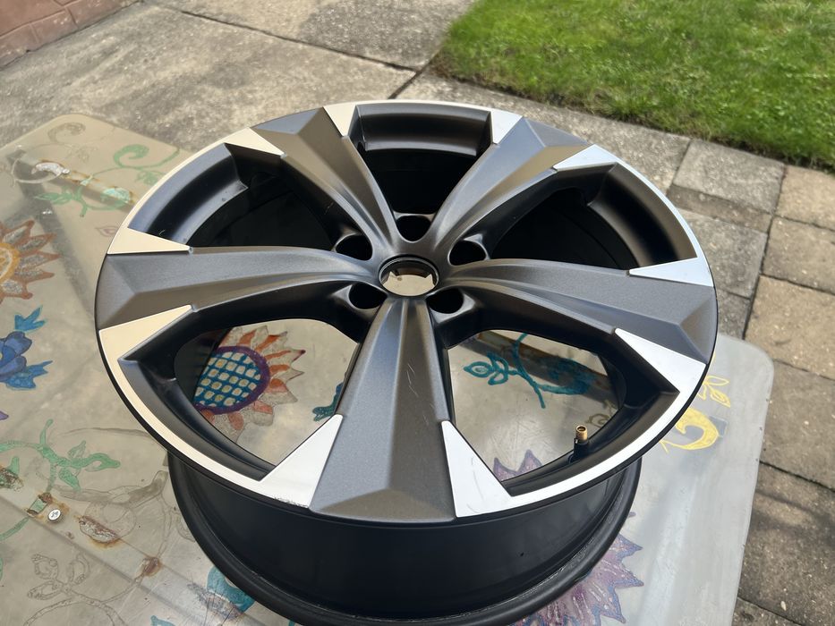 2szt Oryginalna Felga 19" Cupra Ateca  | 8Jx19 ET45 | OEM SEAT