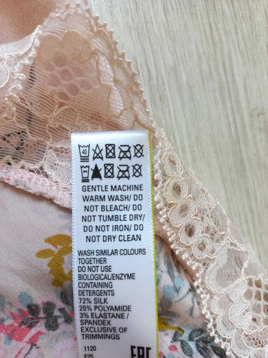 Майка натуральний шовк Marks Spencer шовкова кружало нічна комбінація