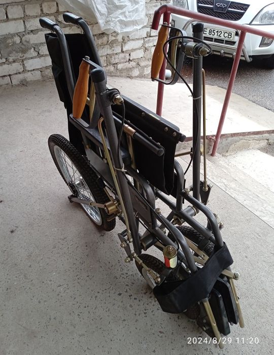 кресло инвалидное складное с ручным приводом  новое ДККС-2-01