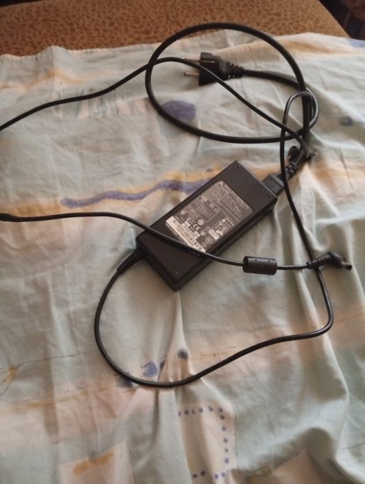 Адаптер на ноутбук Asus 19v