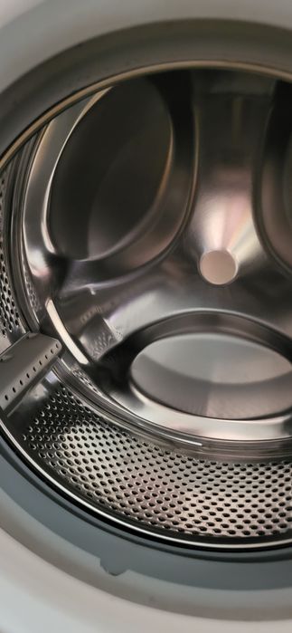 Продам пральну машинку Індезід