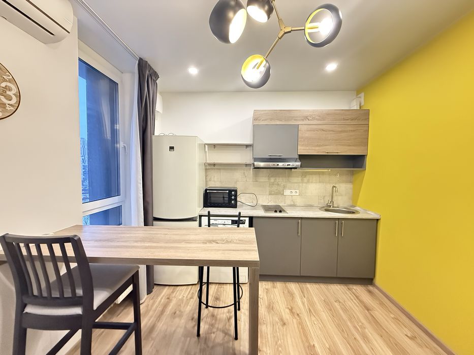 Продаж 1-кімнатної квартири в ЖК Файна Таун, вул. Салютна, 2