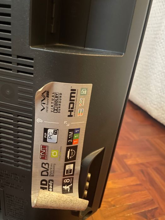 TV Sony KDL-20S2000