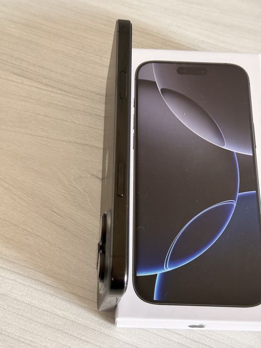 Apple iPhone 16 Pro Max 256Gb Black Titanium Neverlock