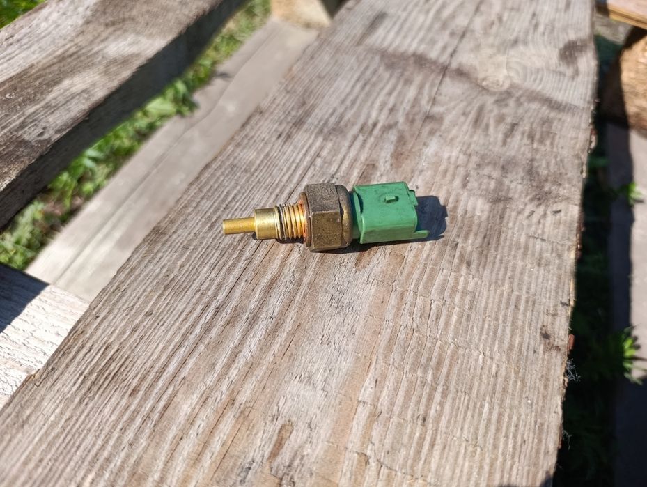 Czujnik temperatury Aprilia SX 125 18 – 21r zielony głowicy silnika A4