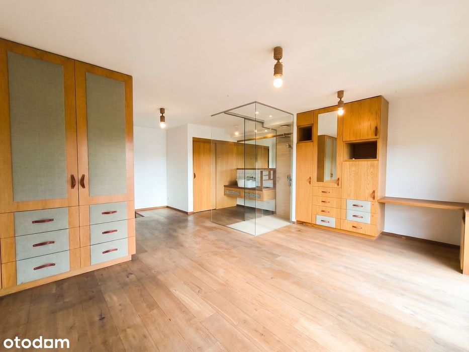 Apartament dwupoziomowy, z miejscem postojowym i komórką lokatorską !