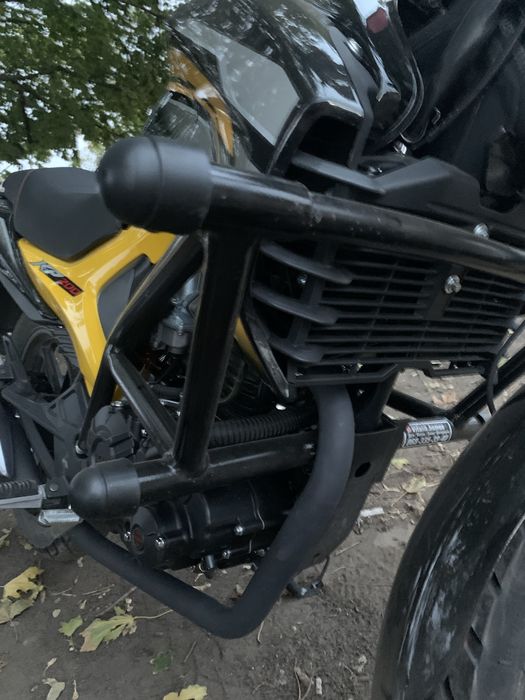 Продам мотоцикл лифан кп 200 стан нового