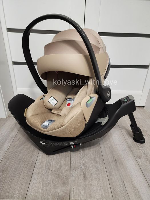 Розкладне автокрісло Cybex Cloud T plus i-size Cozy beige Сайбекс бежеве