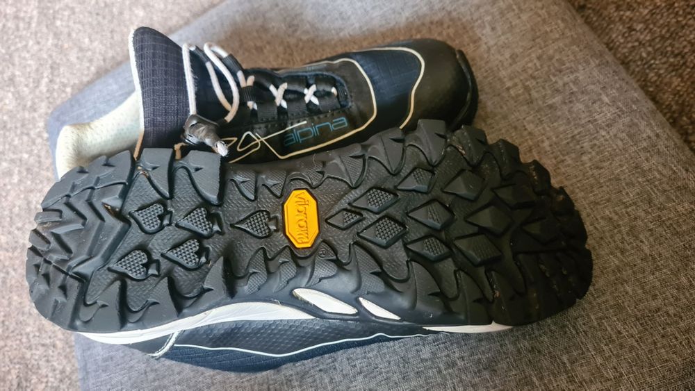 Sprzedam buty trekkingowe Alpina  36