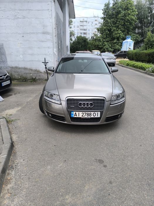 Ауді А 6С6 седан