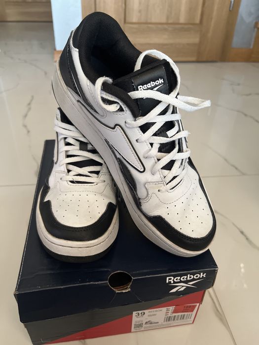 Buty męskie sportowe REEBOK- rozmiar 39
