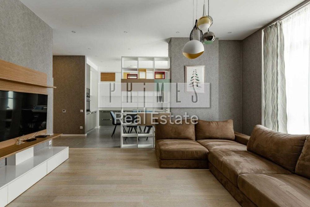 Пропонується до продажу  4-к квартира 119м  у ЖК Новопечерські Липки.