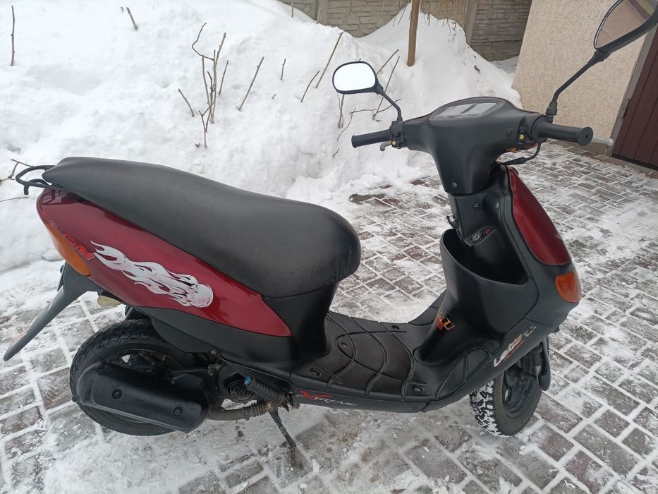 Скутер Suzuki let's на реєстрації 49.9